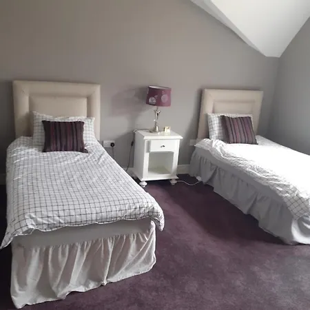 Single Or Twin Room In Lovely Country Residence Nobber Exterior foto