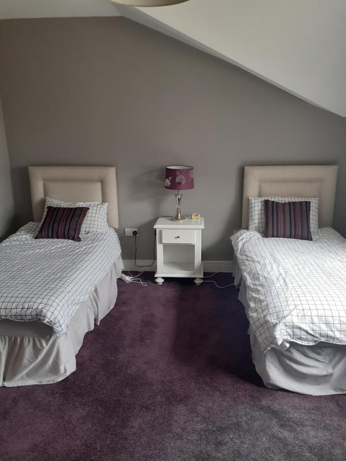 Single Or Twin In Lovely Country * Nobber